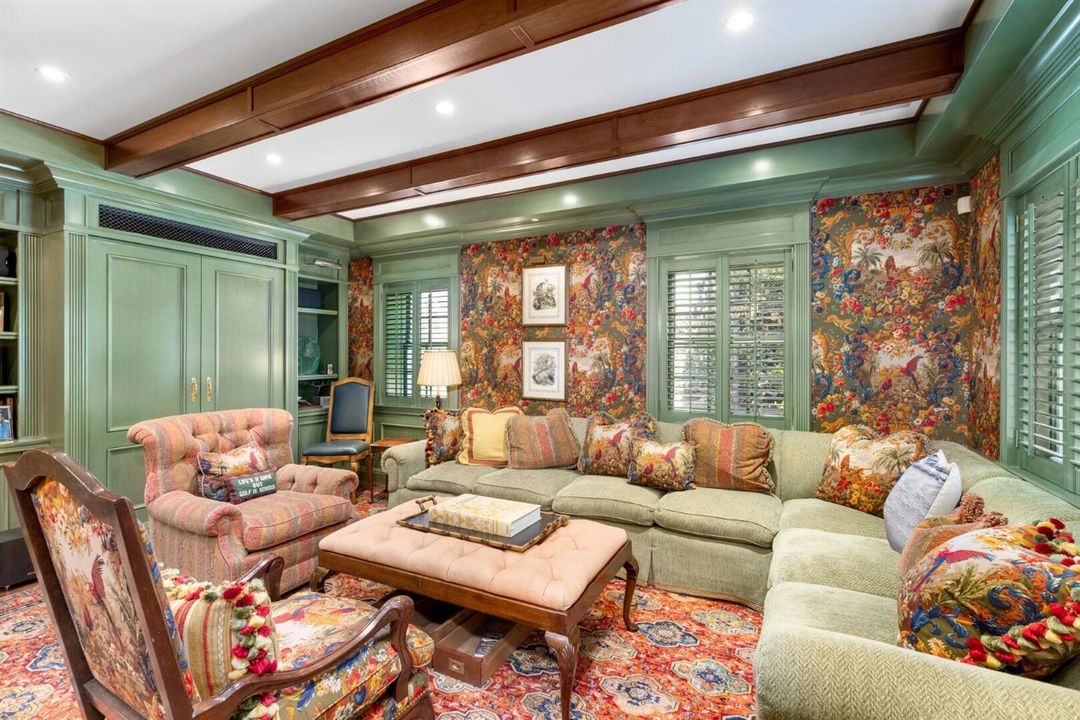 Lounge/Recreation Room