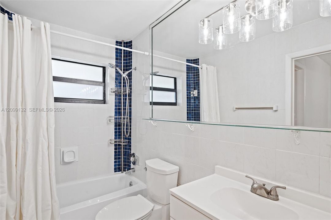В аренду: $6,000 (3 спален, 2 ванн, 1650 Квадратных фут)