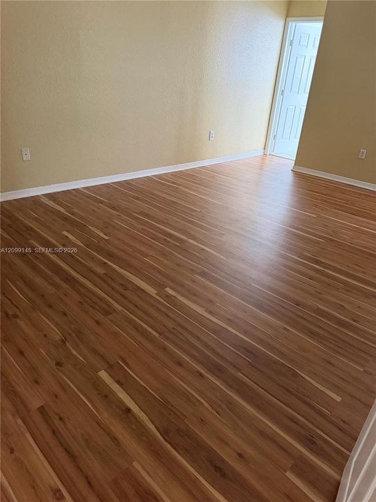 En Renta: $2,375 (3 camas, 2 baños, 1670 Pies cuadrados)