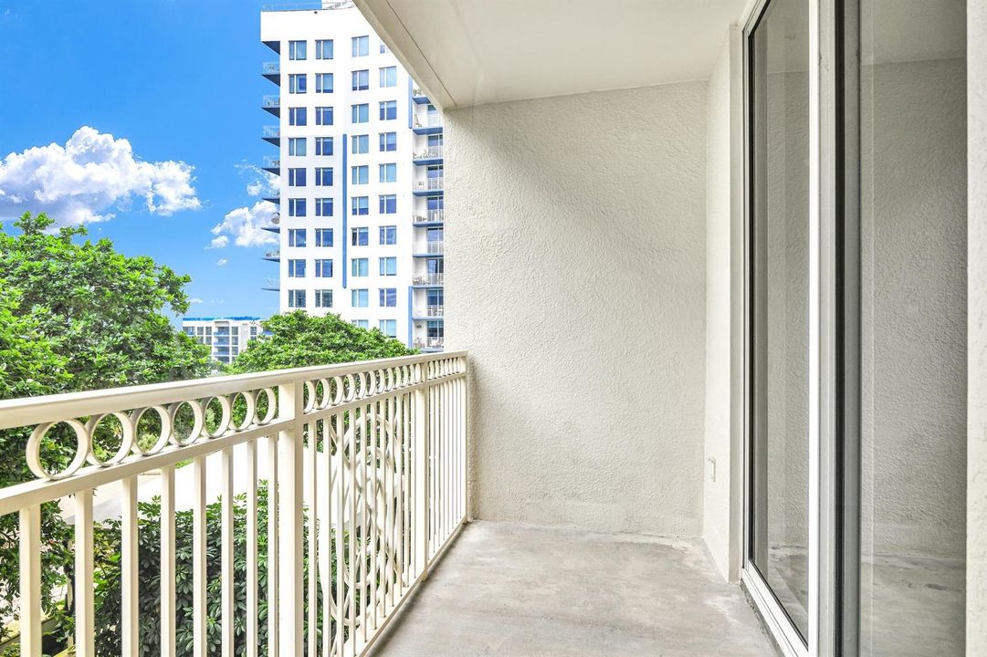 511 SE 5th Ave 703, Fort Lauderdale -25