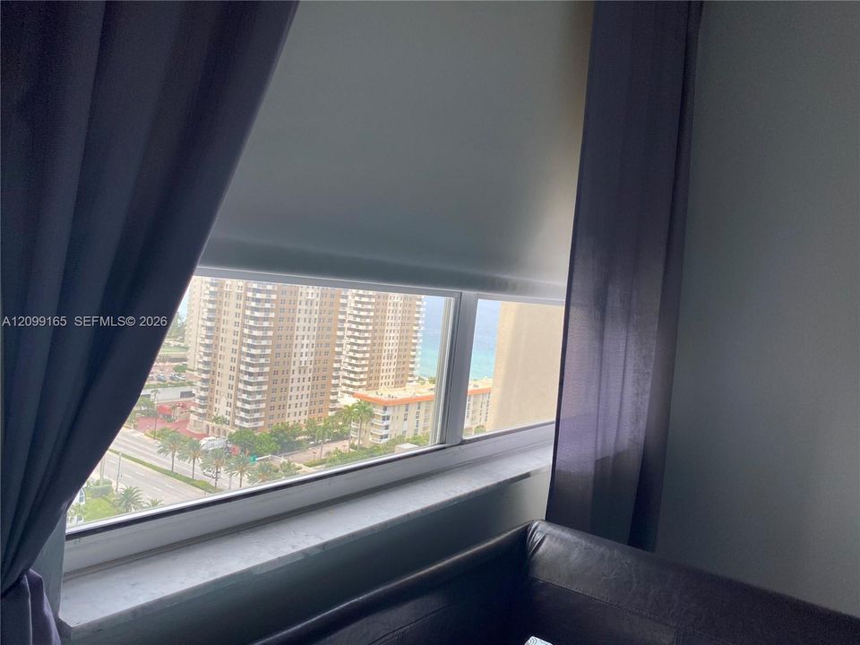 В аренду: $3,000 (2 спален, 2 ванн, 1275 Квадратных фут)