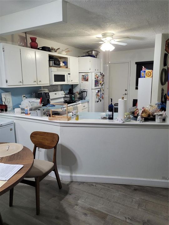 En Venta: $205,000 (2 camas, 2 baños, 1062 Pies cuadrados)