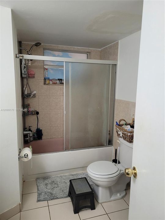 En Venta: $205,000 (2 camas, 2 baños, 1062 Pies cuadrados)