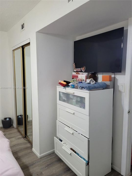 En Venta: $205,000 (2 camas, 2 baños, 1062 Pies cuadrados)