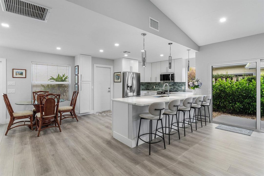 Kitchen/Dining