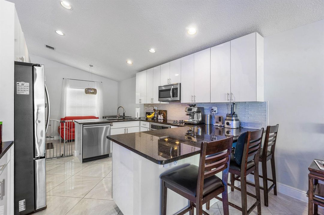 079-6734LakeNonaPlace-Greenacres-FL-3346