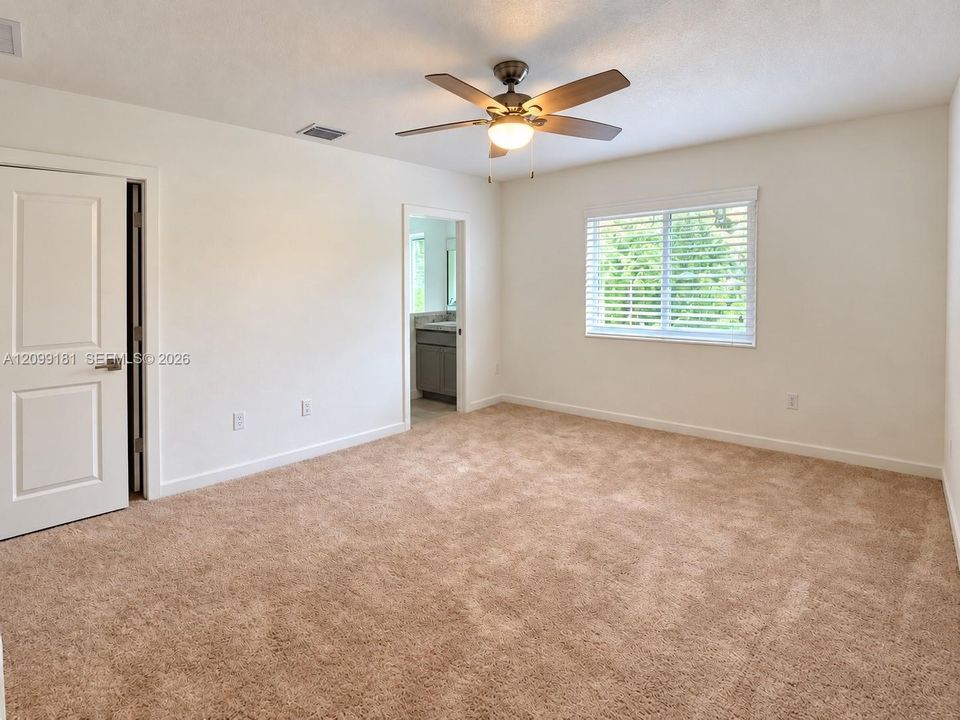 For Sale: $459,000 (3 beds, 2 baths, 1524 Square Feet)
