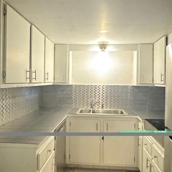 En Venta: $99,000 (1 camas, 1 baños, 870 Pies cuadrados)