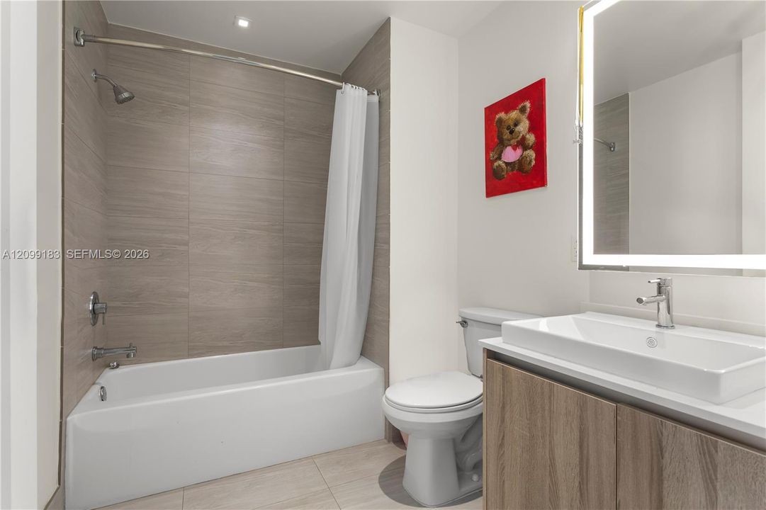 En Renta: $3,950 (1 camas, 2 baños, 920 Pies cuadrados)
