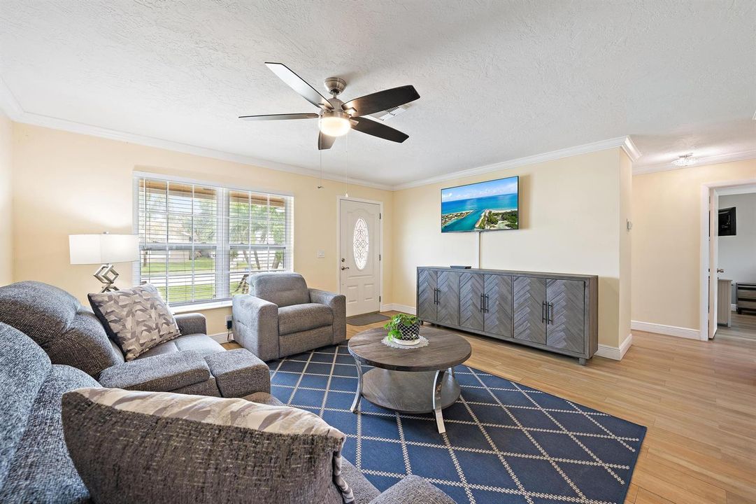 171 Banyan Cir-4