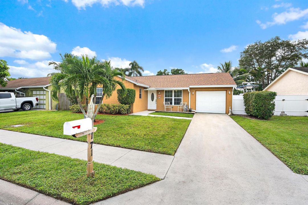 171 Banyan Cir-1