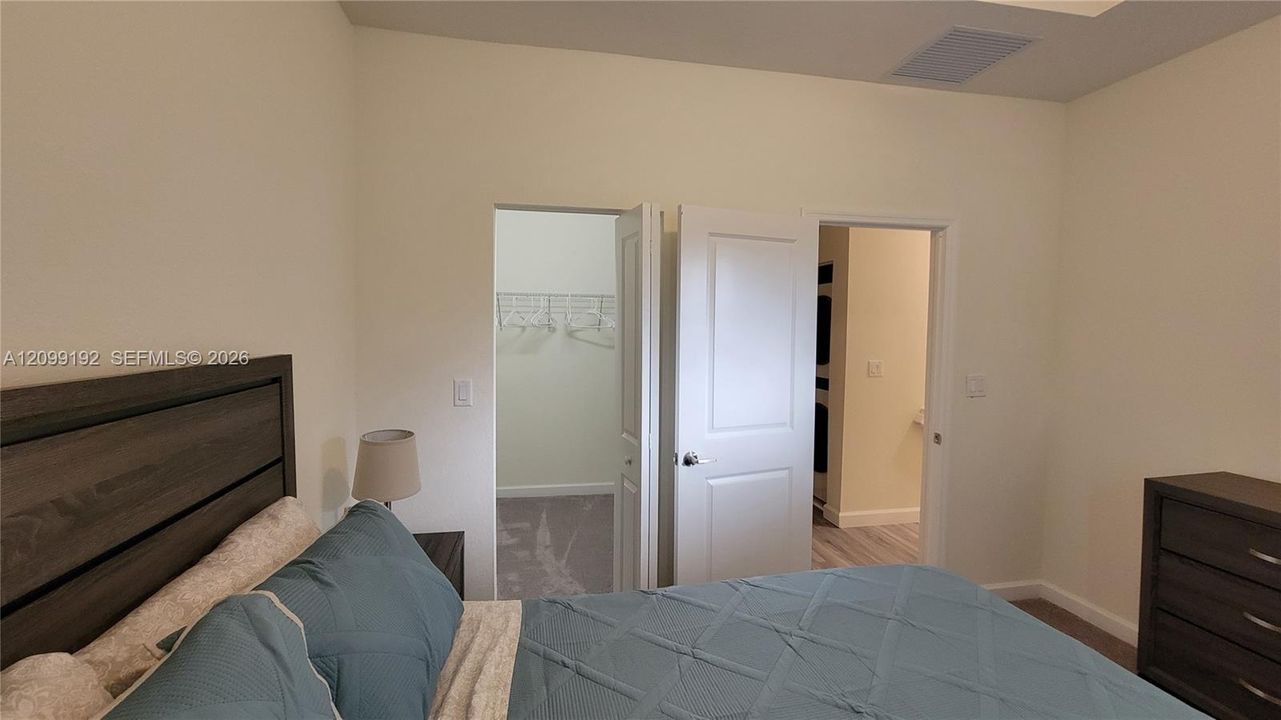 В аренду: $3,350 (3 спален, 3 ванн, 1332 Квадратных фут)