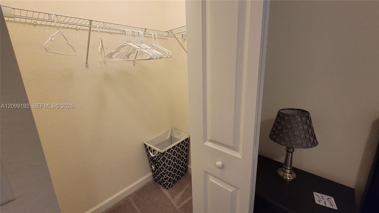 В аренду: $3,350 (3 спален, 3 ванн, 1332 Квадратных фут)