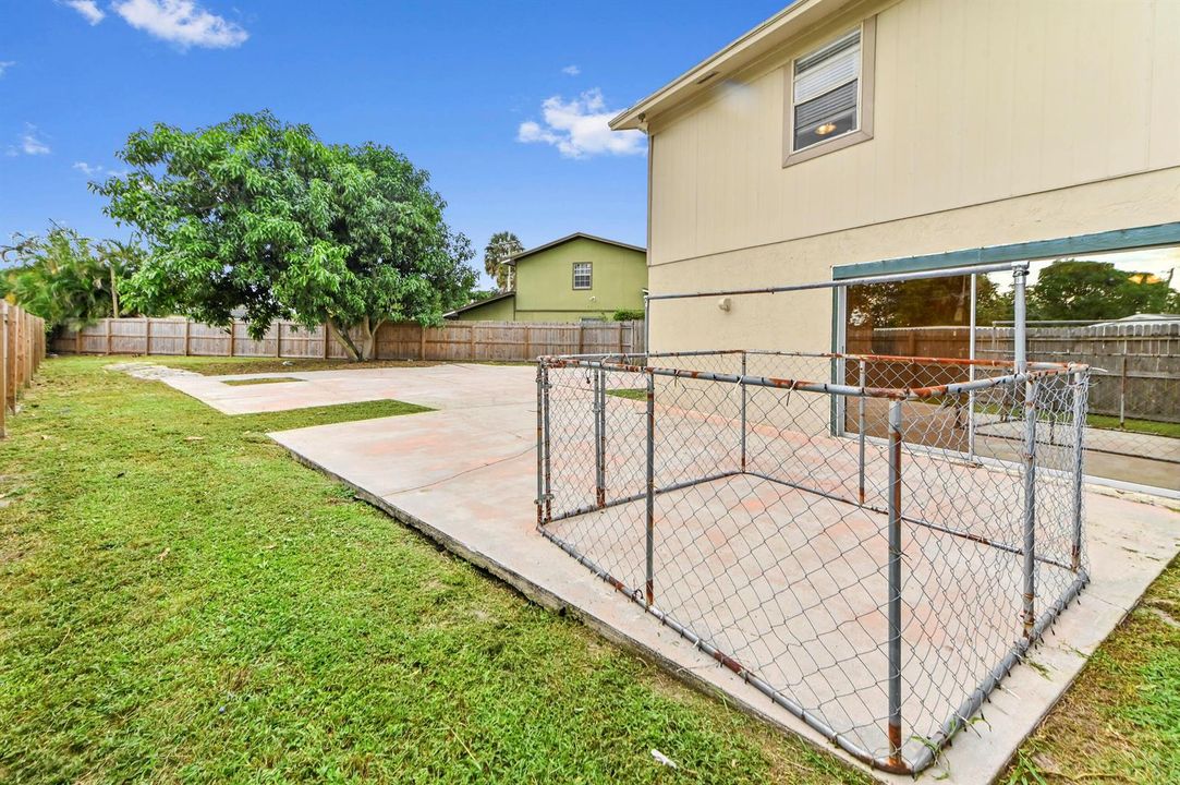 28 backyard 04