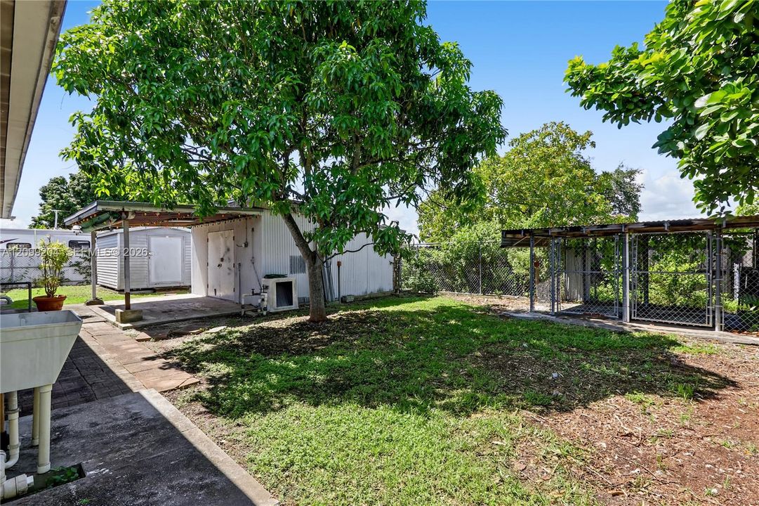 For Sale: $629,900 (3 beds, 2 baths, 1880 Square Feet)