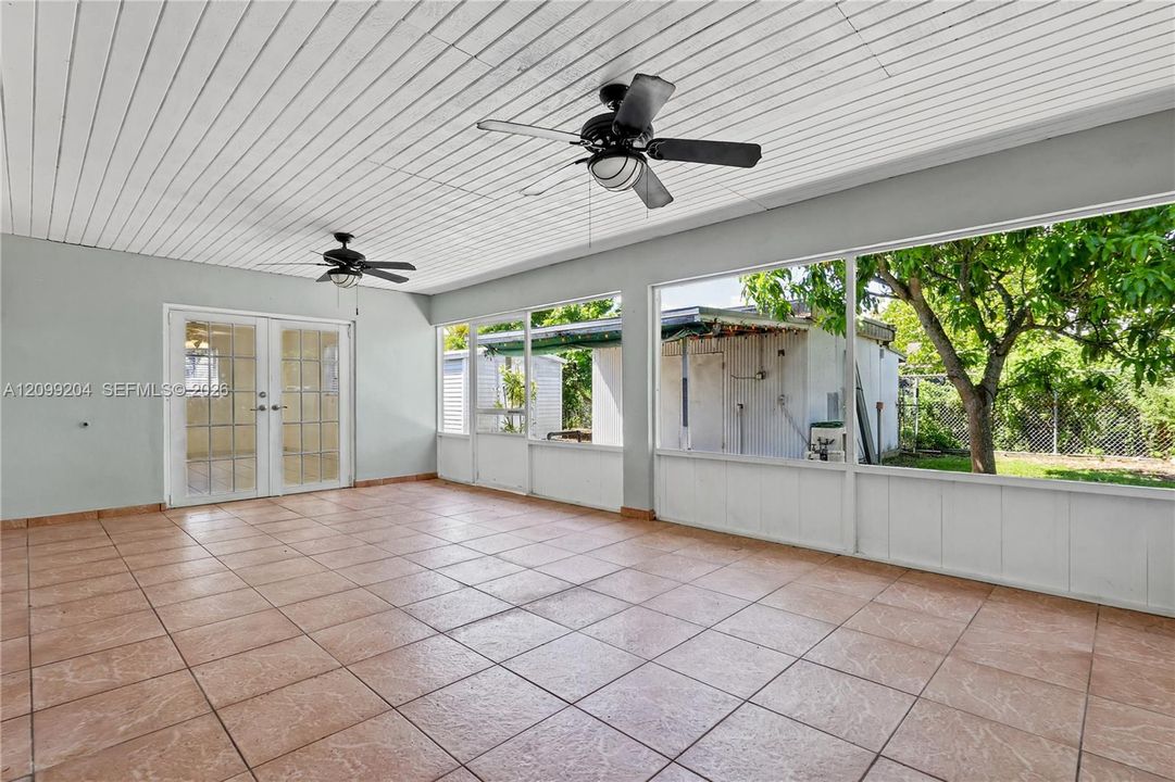 For Sale: $629,900 (3 beds, 2 baths, 1880 Square Feet)