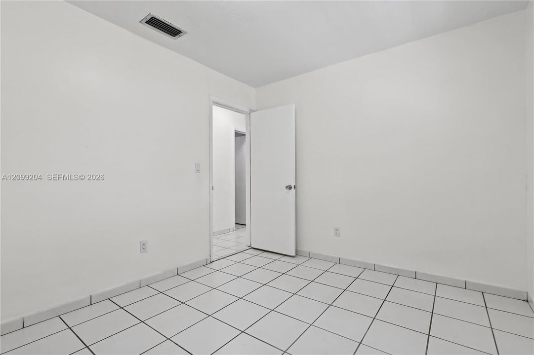 For Sale: $629,900 (3 beds, 2 baths, 1880 Square Feet)