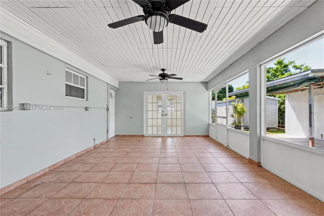 For Sale: $629,900 (3 beds, 2 baths, 1880 Square Feet)
