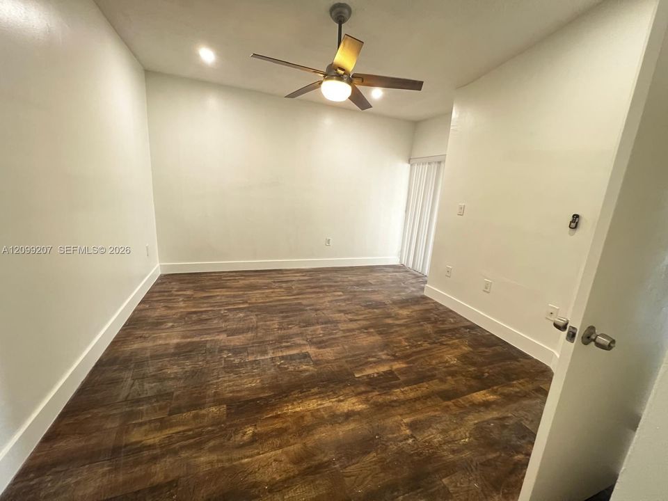 En Renta: $2,450 (2 camas, 2 baños, 880 Pies cuadrados)