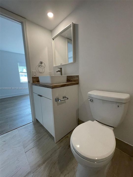 For Rent: $1,990 (1 beds, 1 baths, 608 Square Feet)
