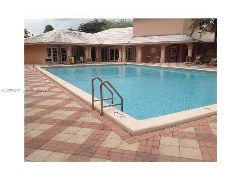 Swimming Pool/Hot Tub/Sauna