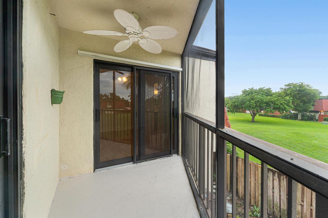 028-3754VictoriaDrive-WestPalmBeach-FL-3