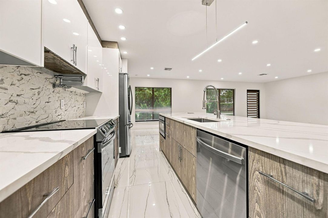 12-web-or-mls-4741-ne-19th-ave