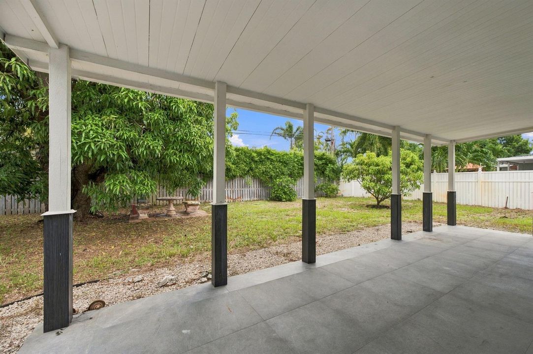 22-web-or-mls-4741-ne-19th-ave