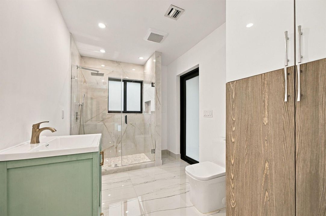 20-web-or-mls-4741-ne-19th-ave