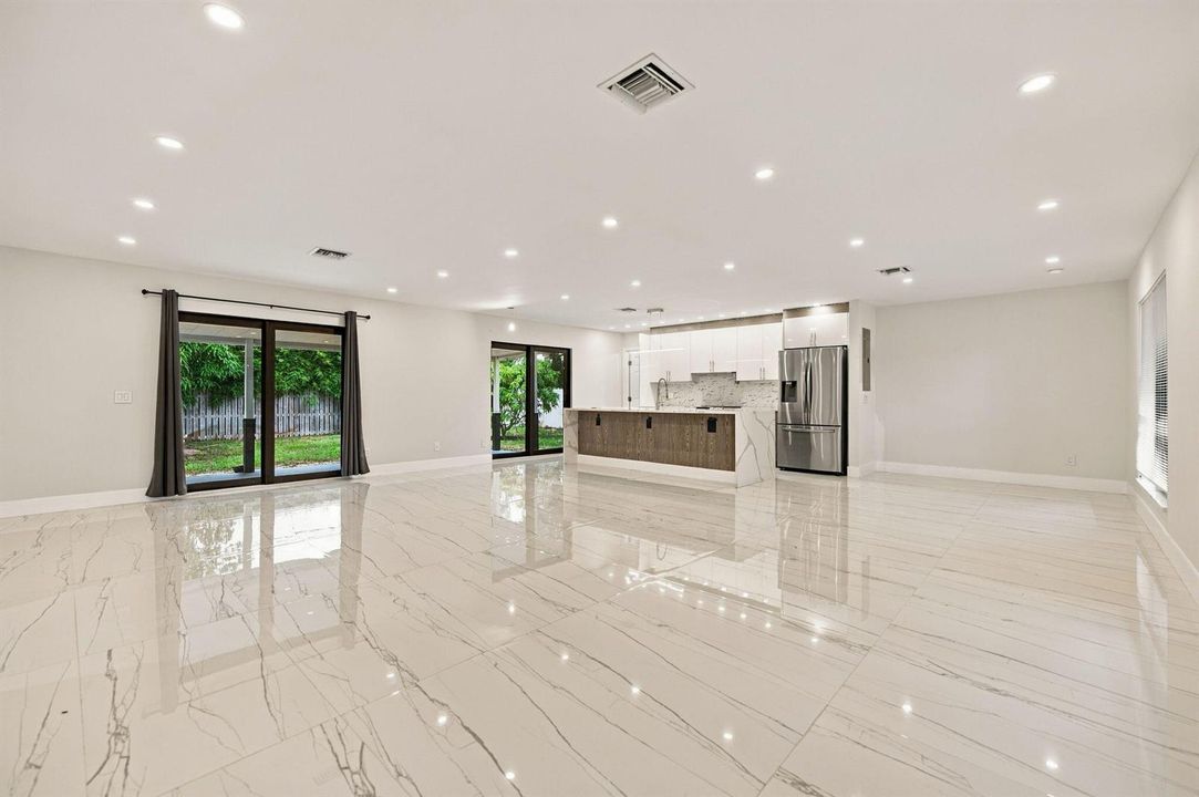 9-web-or-mls-4741-ne-19th-ave
