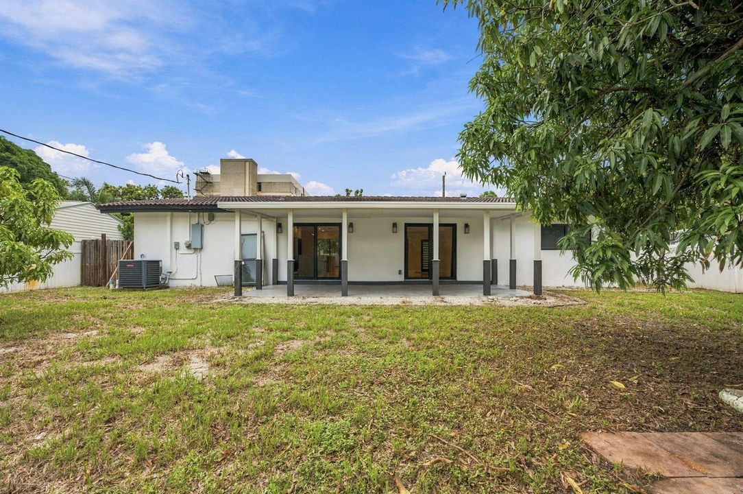 24-web-or-mls-4741-ne-19th-ave