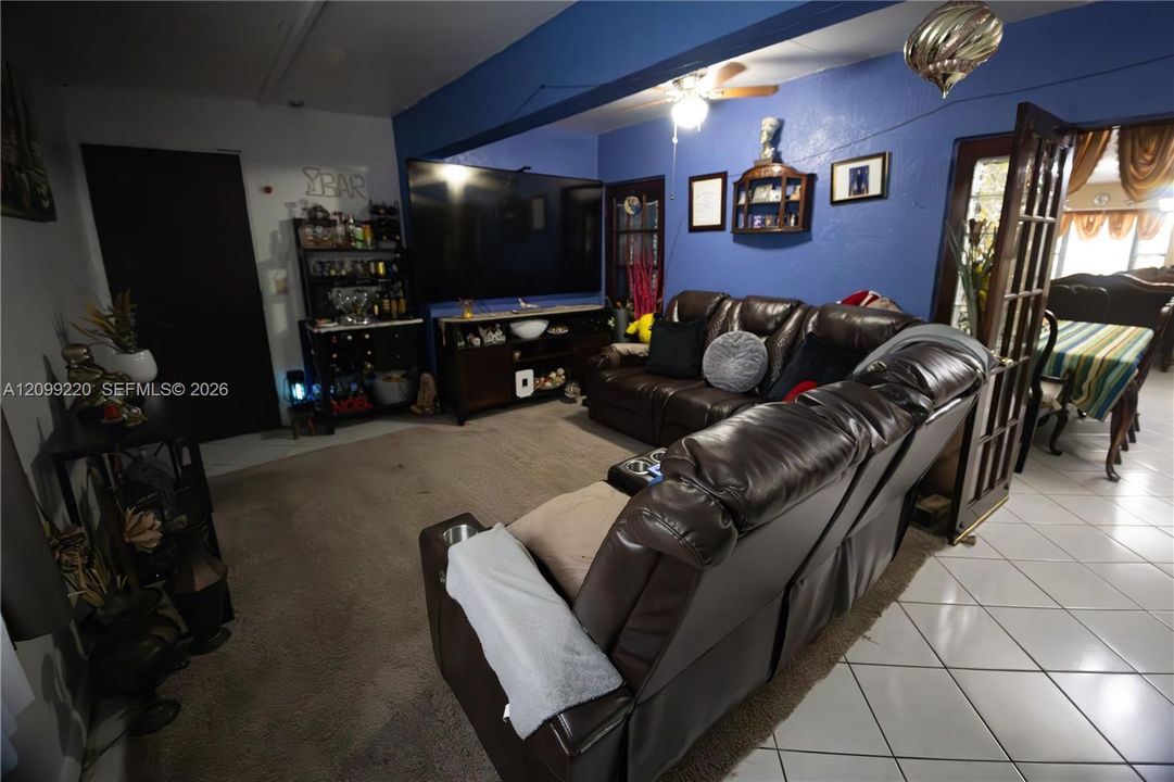For Sale: $370,000 (3 beds, 1 baths, 0 Square Feet)