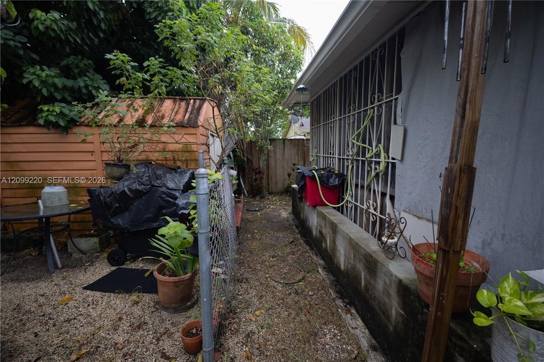 For Sale: $370,000 (3 beds, 1 baths, 0 Square Feet)
