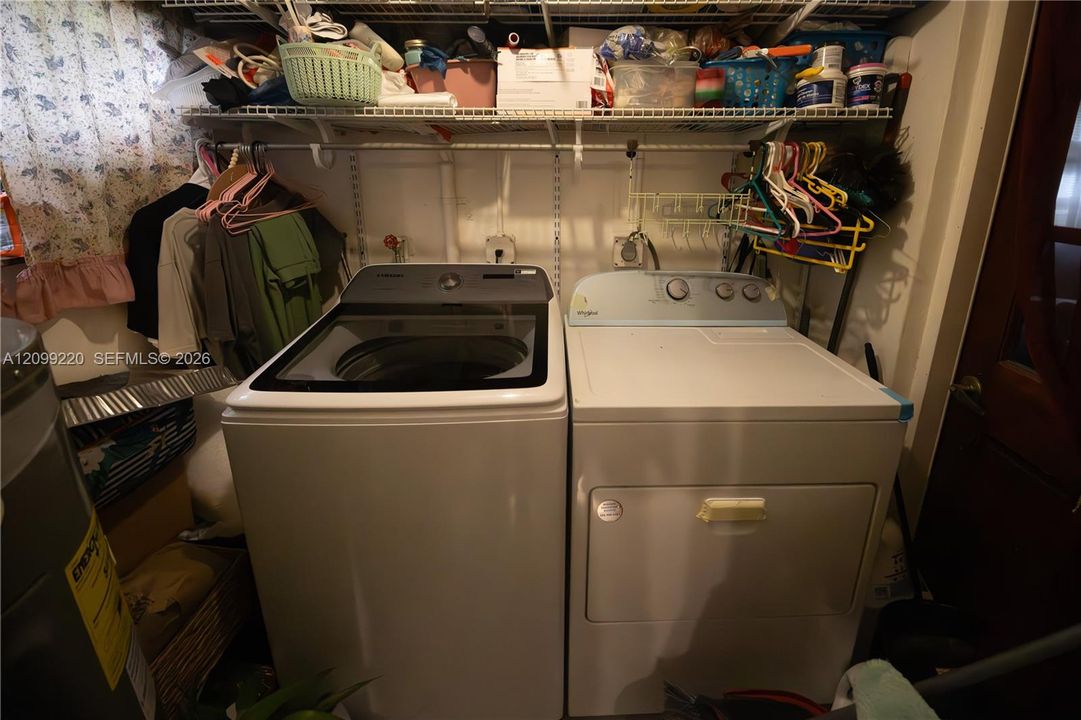 For Sale: $370,000 (3 beds, 1 baths, 0 Square Feet)