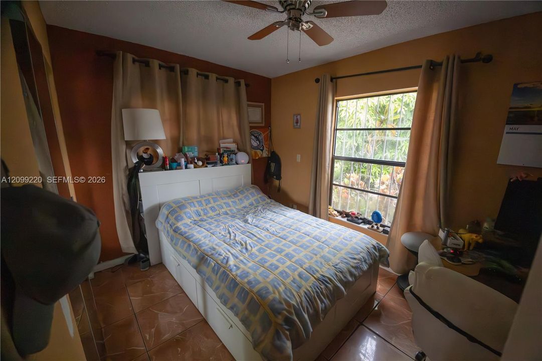 For Sale: $370,000 (3 beds, 1 baths, 0 Square Feet)