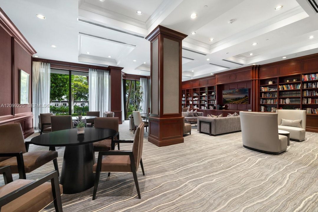 For Sale: $595,000 (2 beds, 2 baths, 1750 Square Feet)