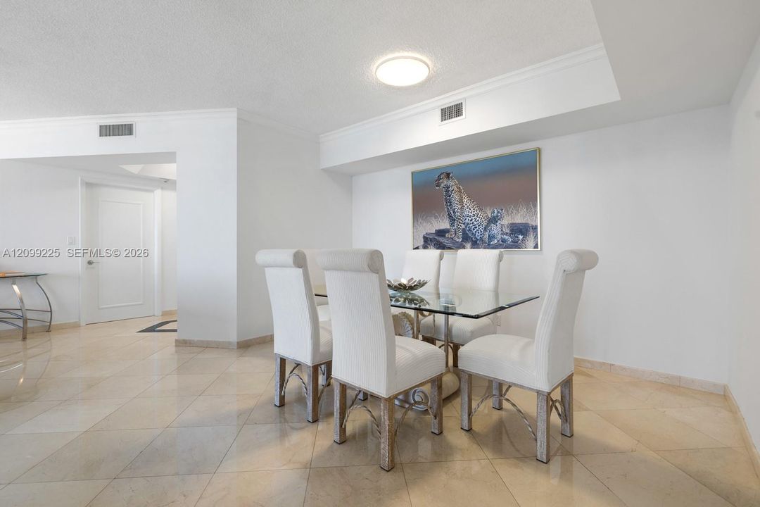 For Sale: $595,000 (2 beds, 2 baths, 1750 Square Feet)