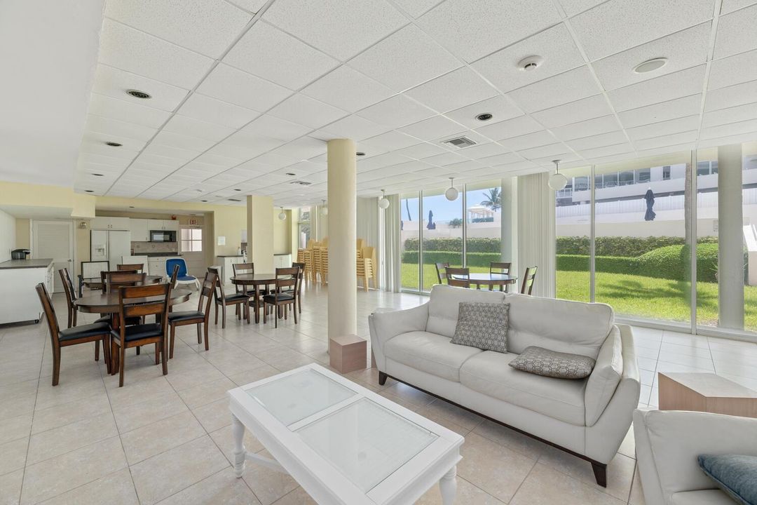 3570 S Ocean Blvd Apt 510-large-030-025-