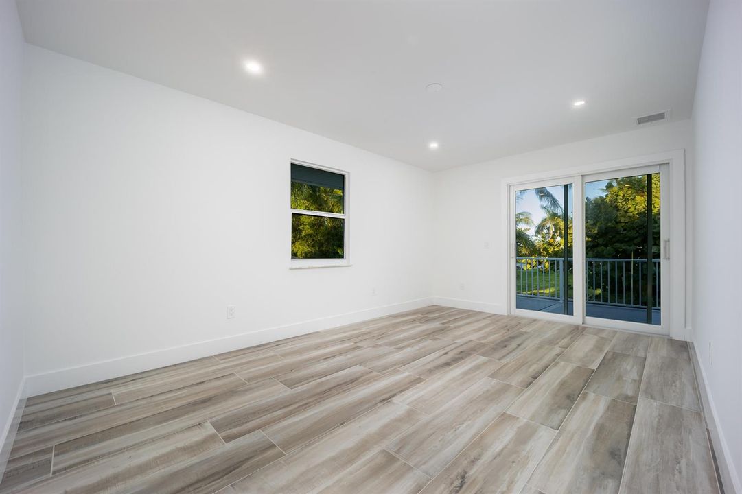1116 Hernando Street-14