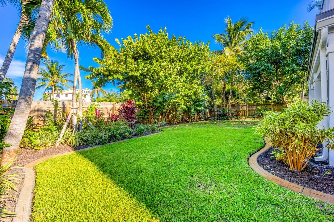 1116 Hernando Street-29