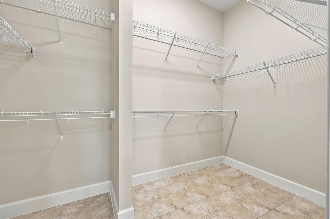 Walk In Closet