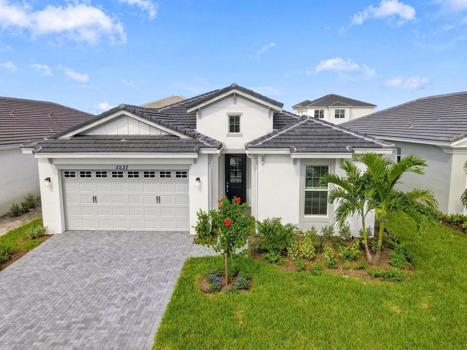 5237 Treaty Oak, Westlake, FL, 33470