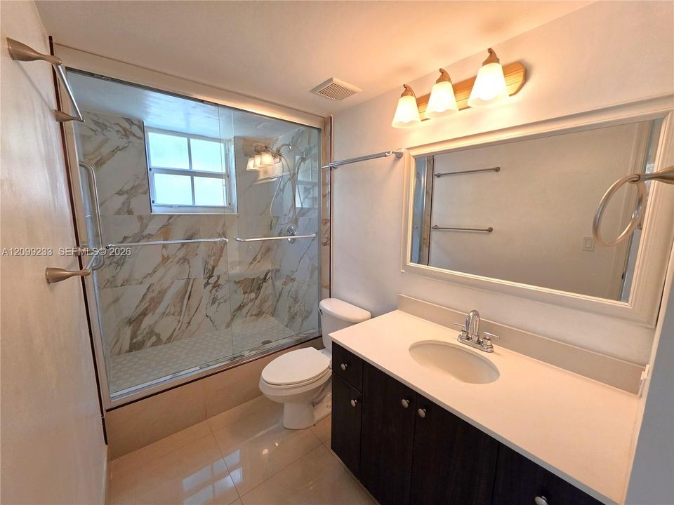 For Rent: $2,000 (1 beds, 1 baths, 665 Square Feet)