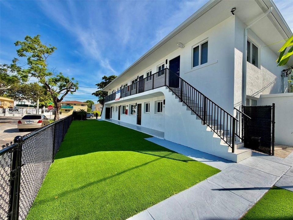 For Rent: $1,750 (1 beds, 1 baths, 0 Square Feet)