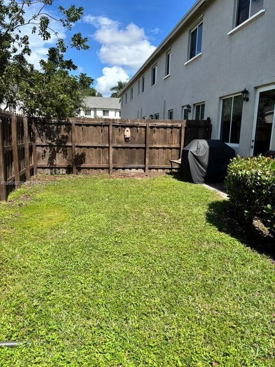 For Sale: $469,900 (4 beds, 2 baths, 1597 Square Feet)