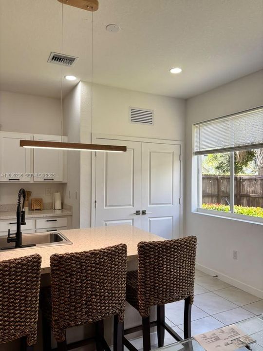 For Sale: $469,900 (4 beds, 2 baths, 1597 Square Feet)