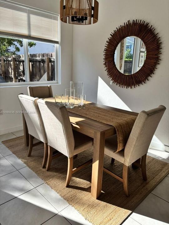 For Sale: $469,900 (4 beds, 2 baths, 1597 Square Feet)