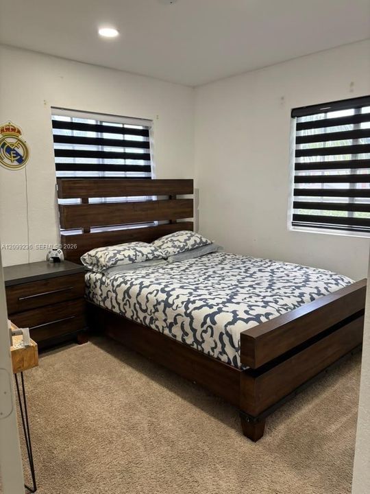 For Sale: $469,900 (4 beds, 2 baths, 1597 Square Feet)