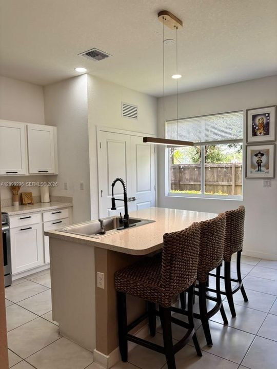 For Sale: $469,900 (4 beds, 2 baths, 1597 Square Feet)