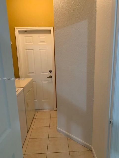 En Venta: $583,900 (4 camas, 2 baños, 1845 Pies cuadrados)